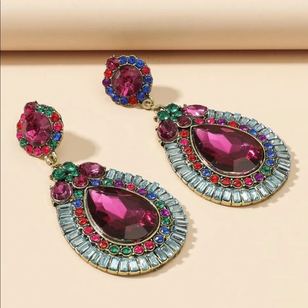 ❤️Beautiful Rhinestone Drop Earrings - Picture 2 of 4